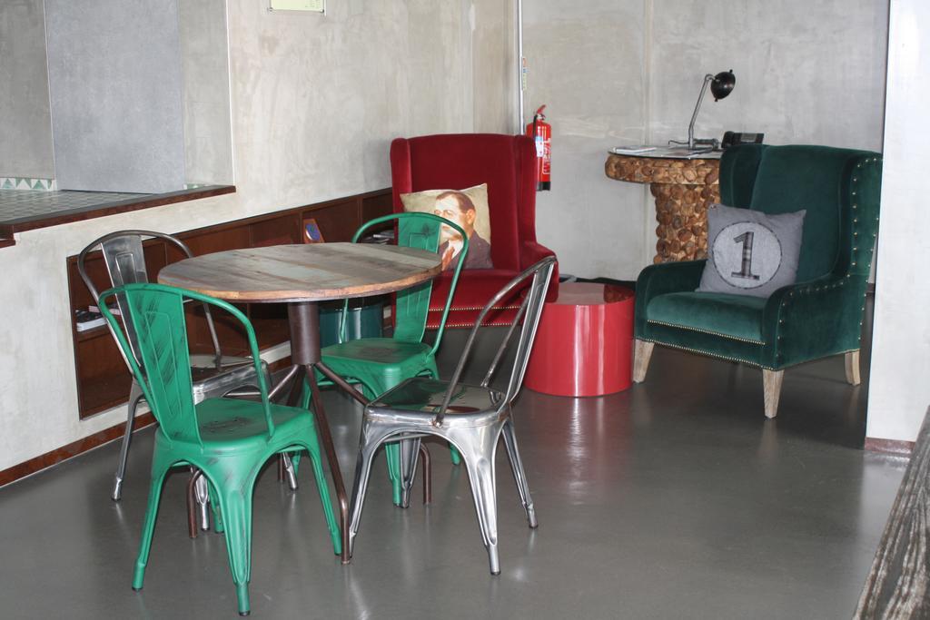 N1 Hostel Apartments And Suites ซานตาเร็ง ภายนอก รูปภาพ