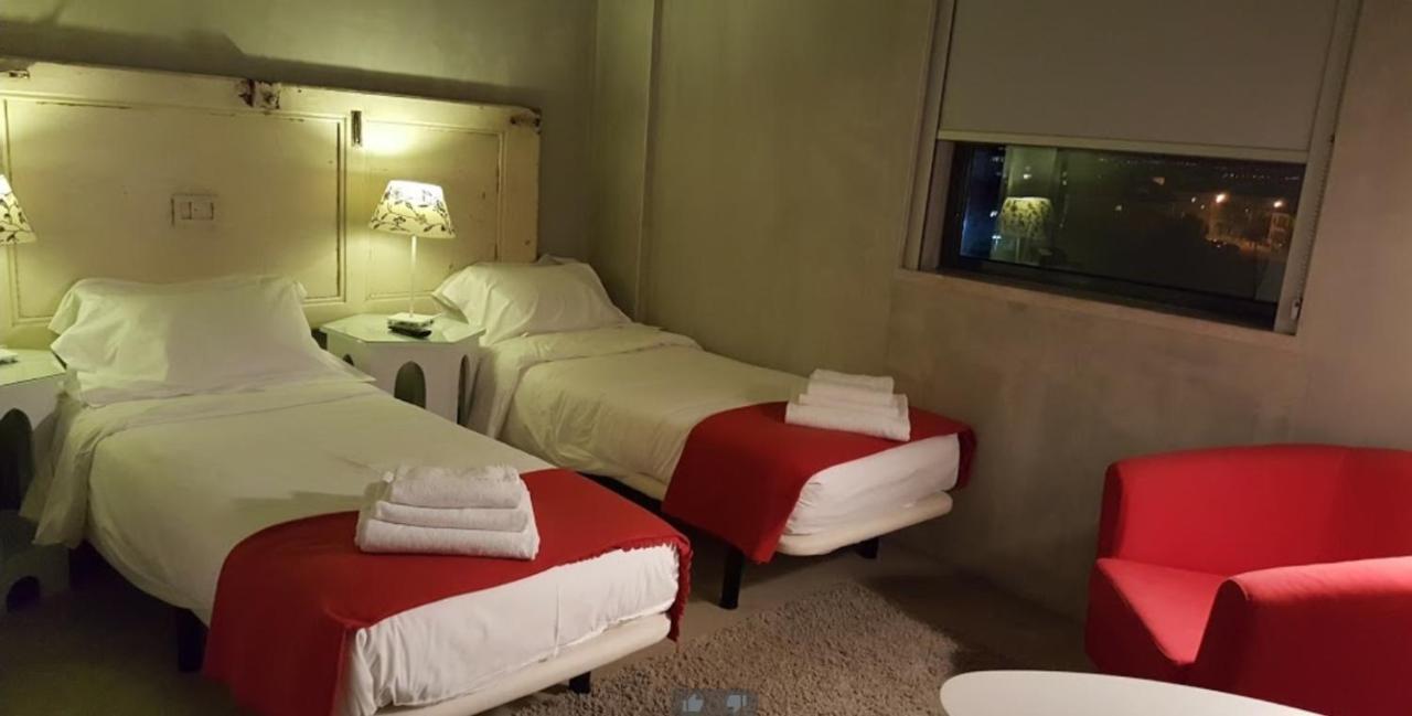 N1 Hostel Apartments And Suites ซานตาเร็ง ภายนอก รูปภาพ